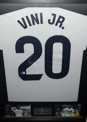 Vinícius JR. - podepsaný dres
