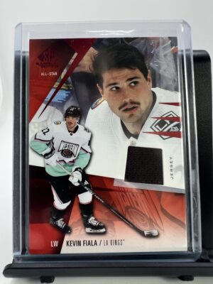 Kevin Fiala - kousek dresu